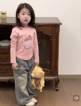 Setelan pink jeans lope🩷 #racuntiktok #fashionanak #racunbelanja #fashion #fyppppppppppppppppppppppp #bajusetelan #celanajeans #bajuanak 