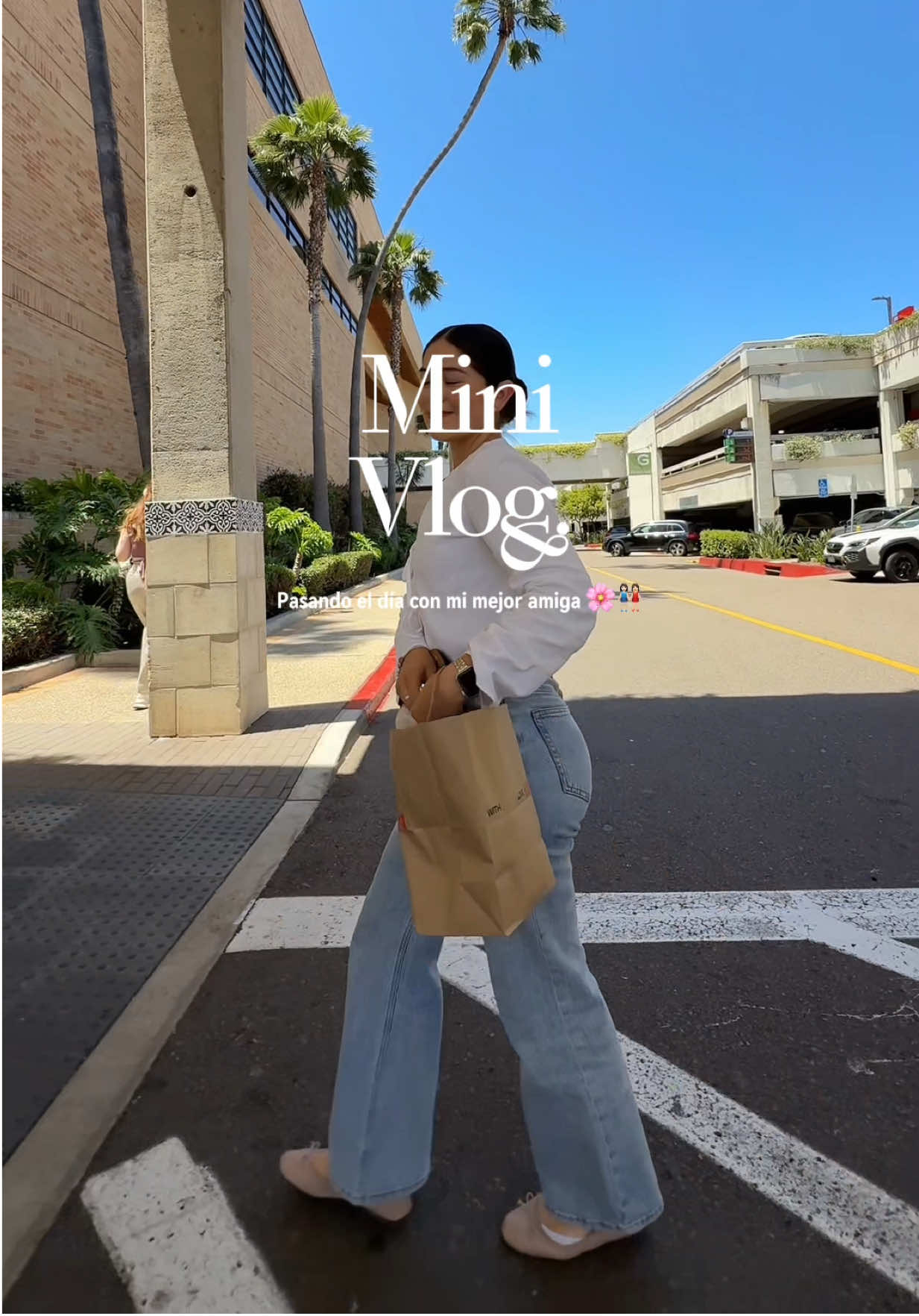 Un día con mi mejor amiga @𝐋𝐕✰👭🏻💐🩰🛍️🤍 #minivlog #Vlog #undiaenmivida #undiaconmigo #mejoresamigas #bestfriend #sandiego #adimlvlog #adayinmylife #adayinmylifevlog #strawberrymatcha 
