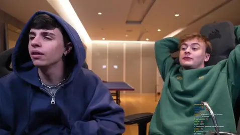 Mernuel: PORQUE TODO EL MUNDO QUIERE A MOSKI? #mernuel #bauletti #argentina #moski #clips #kick #fyp #streamer #tendencia #clipkick #clipviral #stream #twitch #twitchclip #elmoski #mernosketti