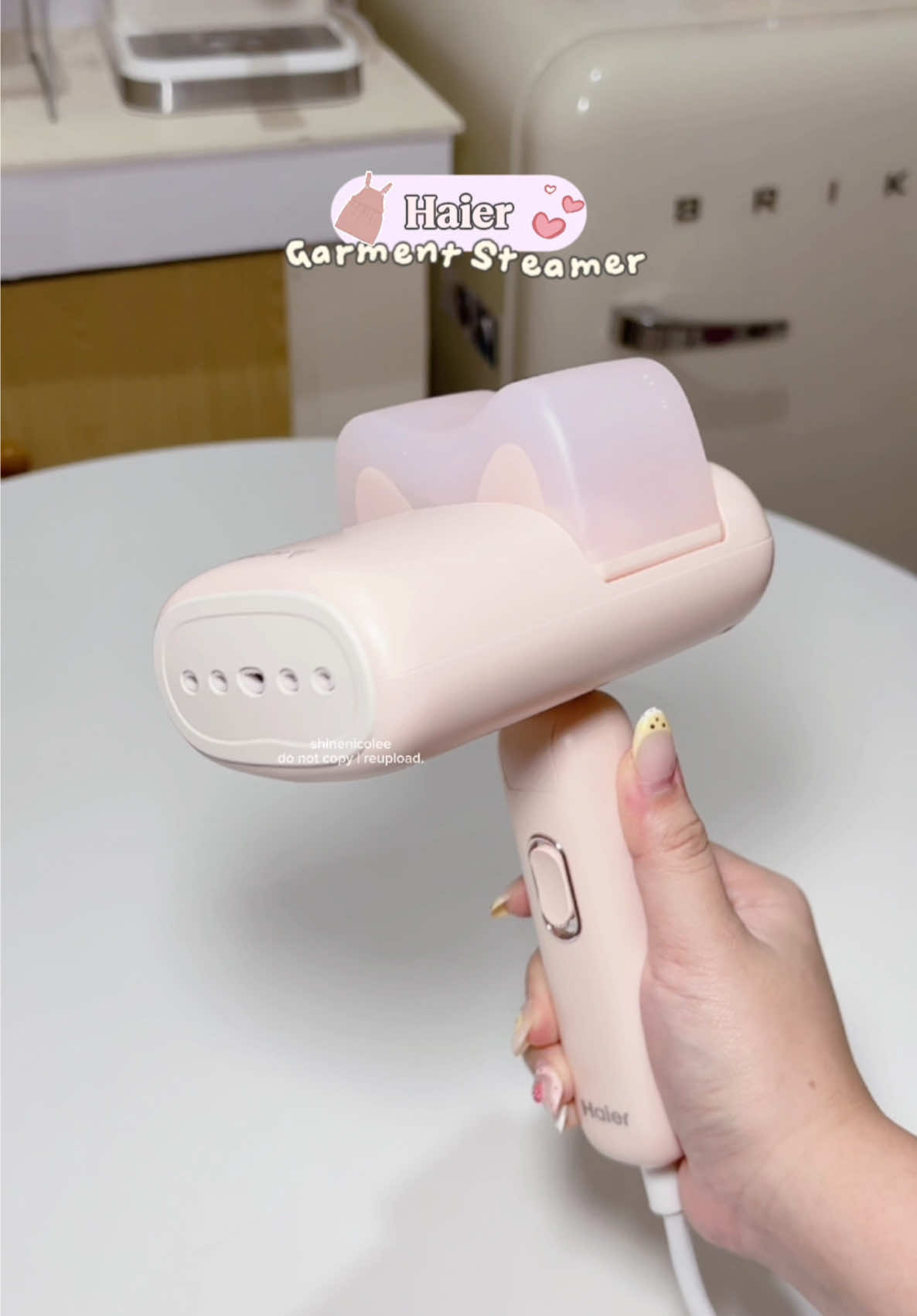Match your steamer with your vibe 🎀 #pinksteamer #haier #haierphilippines #haiersteamiron #steamiron #garmentsteamer #portablesteamiron #fyp 