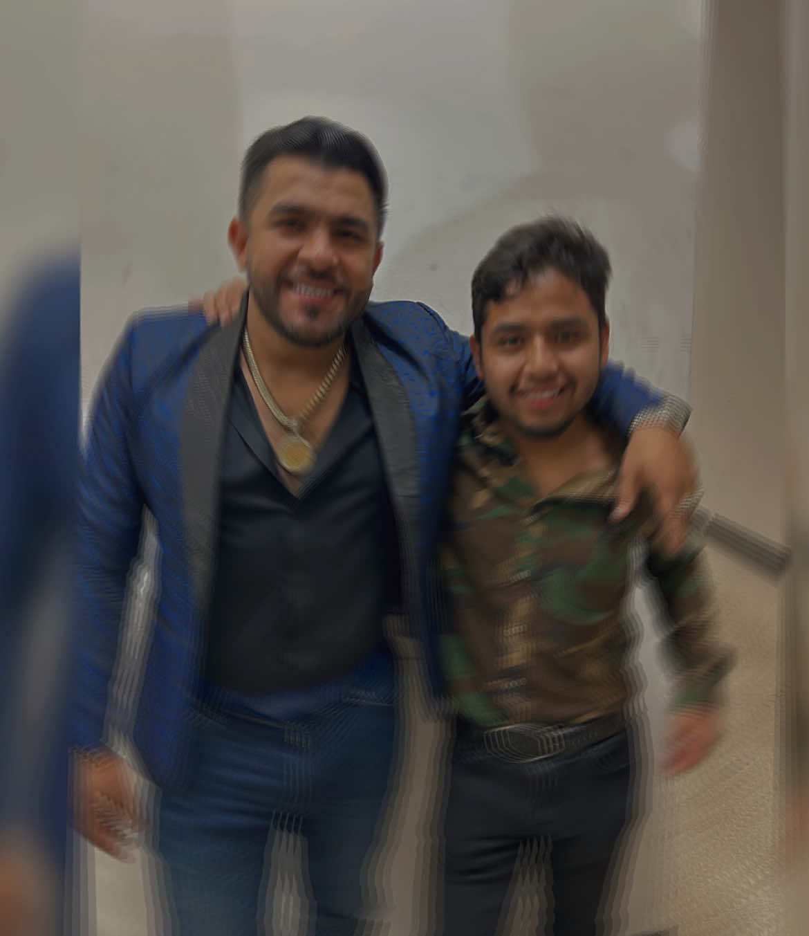 Sé muy humilde y no la hagas de fanfarrón 🍀🙏 #undiadereyyotrodewey #gerardodiazysugerarquia #jrsalazar @Gerardodiazysugerarquia @Jr. Salazar @AfinArte Music 