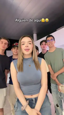 Alguien de aquí jajajaja😂 @CAMILA SÁNCHEZ @Mario Gmmt @charlychivas10 @tan tan  