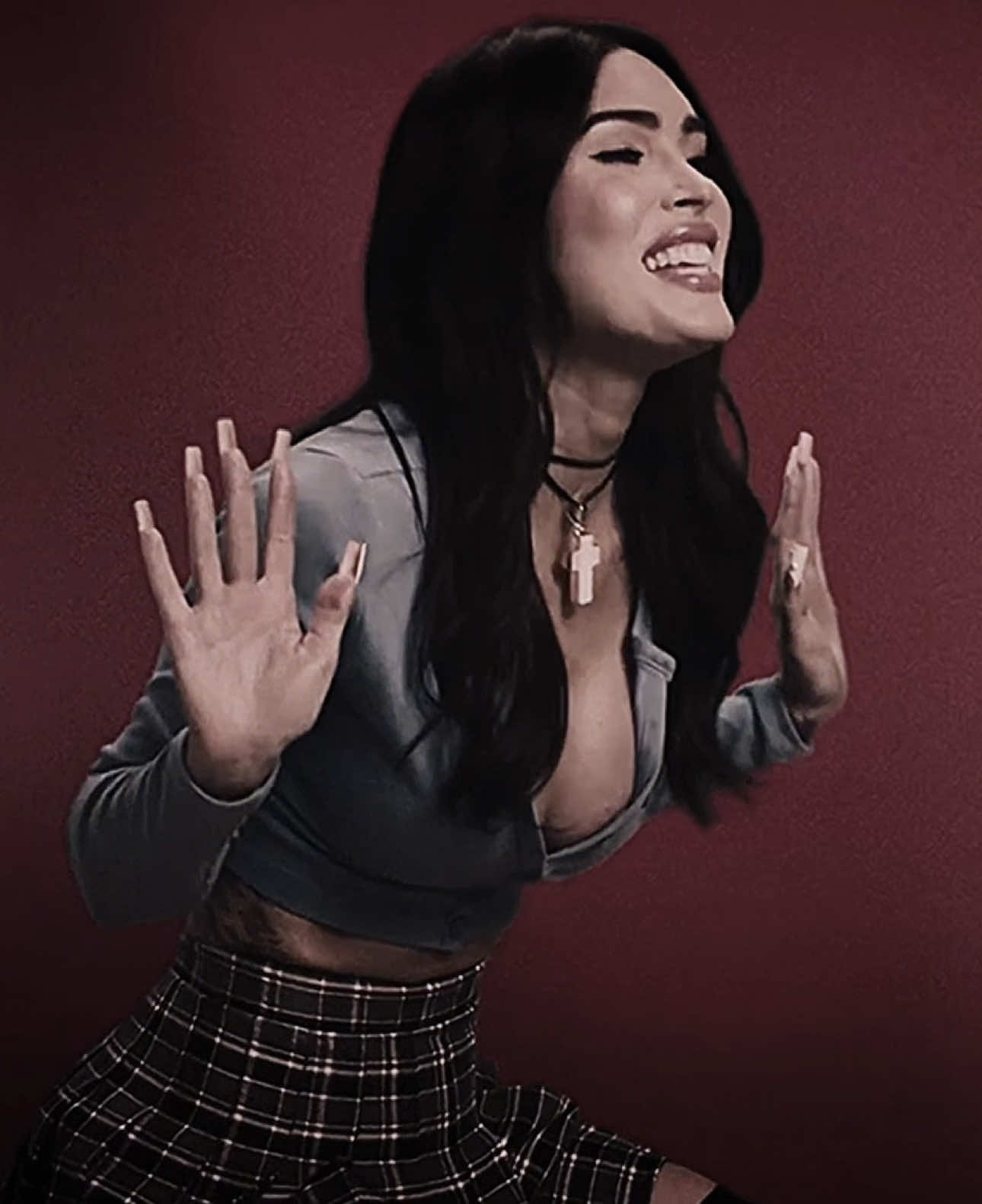 #MEGANFOX || Megan and her 2 minutes of screen time atee || #fyp#xyzbca #meganfox #meganfoxedit#meganfoxovercompensating #overcompensating #overcompensatingedit#benitoskinner#jennifersbody #editor #edits#