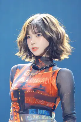 もしカリナが人魚姫だったら…AIも惚れるレベル。 #AIマーメイドエフェクト #KARINA美しすぎ #aespaQueen #人魚界のビジュ爆発 #TikTokで話題沸騰中 #まるでCGレベル #美しさ異次元 #MermaidVibes