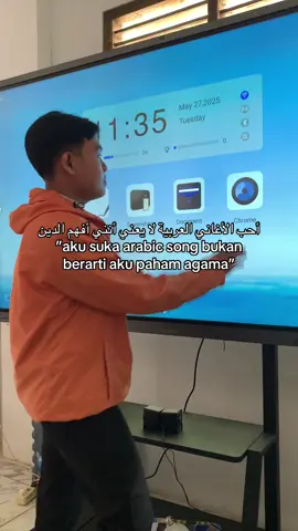 Jangan jadiin patokan seseorang paham agama, tapi ini mh biar ngga ketauan aja kalau lagi galau jadi stelnya arabic dong🤭😆😁✌🏻 #cipulusngampus #arabicsong #foryou 