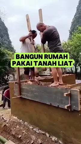🏯 Bukan cuma bangun rumah, ini warisan budaya! Tekniknya masih dipakai sampai sekarang 💥 ⠀ Tagar: #rumahtradisional #arsitekturchina #warisanbudaya #fypbudaya #buildingskills 