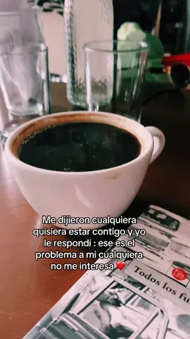 Lugar rico para un buen café ,desayunos súper ricos , deliciosos, me encantó este lugar , ya que es muy acogedor un estante de libros para desgustar tu cafecito con una buena lectura o buena compañía ,si eres amante del café te encantará , la carta de su servicio que te ofrece , así tal cual es lo que sirven así como la imagen eso me gustó mucho , la porción ,la decoración del platillo  me encantó volvería una y otra vez , muy tranquilo y muy amables le doy un 10 #insitu #Cafe ,si lo llegas haber esta en una esquina del parque López , no dudes en pasar a degustar y sé que te encantará como a mi  #alejandrosanz #elvinodetuboca #excelenterolita #micantantefavorito #amorplatonico .  