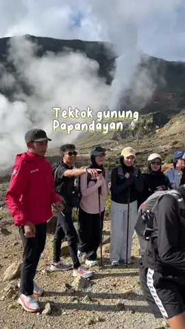 Tektok ke gunung papandayan kemarin seru banget, next trip kemana lagi nih #gunungpapandayan #fypage #minivlog #pendakiangunung  #opentripgunung 
