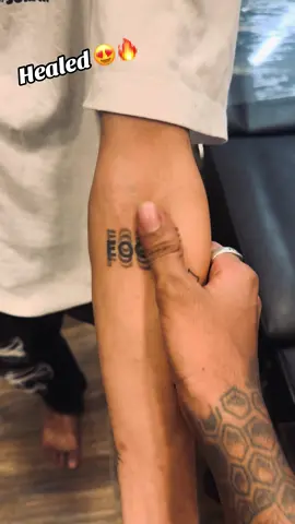 මරු නේ😍❤️🤘@King LOTUSS #pavifernando #1stsrilankaneyeballtattoo #1steyeballsrilankan #1stsrilankan🇱🇰💪🏻 #free #1stsrilankaneyeballtattoostudio #tattoosrilanka #dillyfernando #piliyandalaඅපි☠️ #backtattoo #malizafernando #coveruptattoo #trendingvideo #fyppppppppppppppppppppppp #piliyandalaඅපි☠️ #conceptdesigntattoo #viralvideo #motioneffecttattoo 