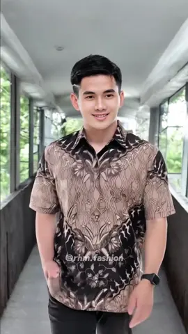 Kemeja batik pria moderm yang bikin auto ganteng #batik #batikpria #kemeja 