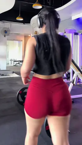 Thick-thigh tested ❤️‍🔥🍑 #fyp #gym #gymshorts #gymoutfit #GymLife #gymwear #foryou #yogashort #BauduccoLover 
