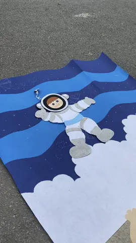 Cô gái làm gì mà giữ trưa nắng mang vũ trụ ra phơi thế? 😂😂😂😂#mamnon #tieuhoc #cogiao #trangtrilophocmamnon #trangtriloptieuhoc #xh #xuhuong #mamnongiaitri #steam #stem 