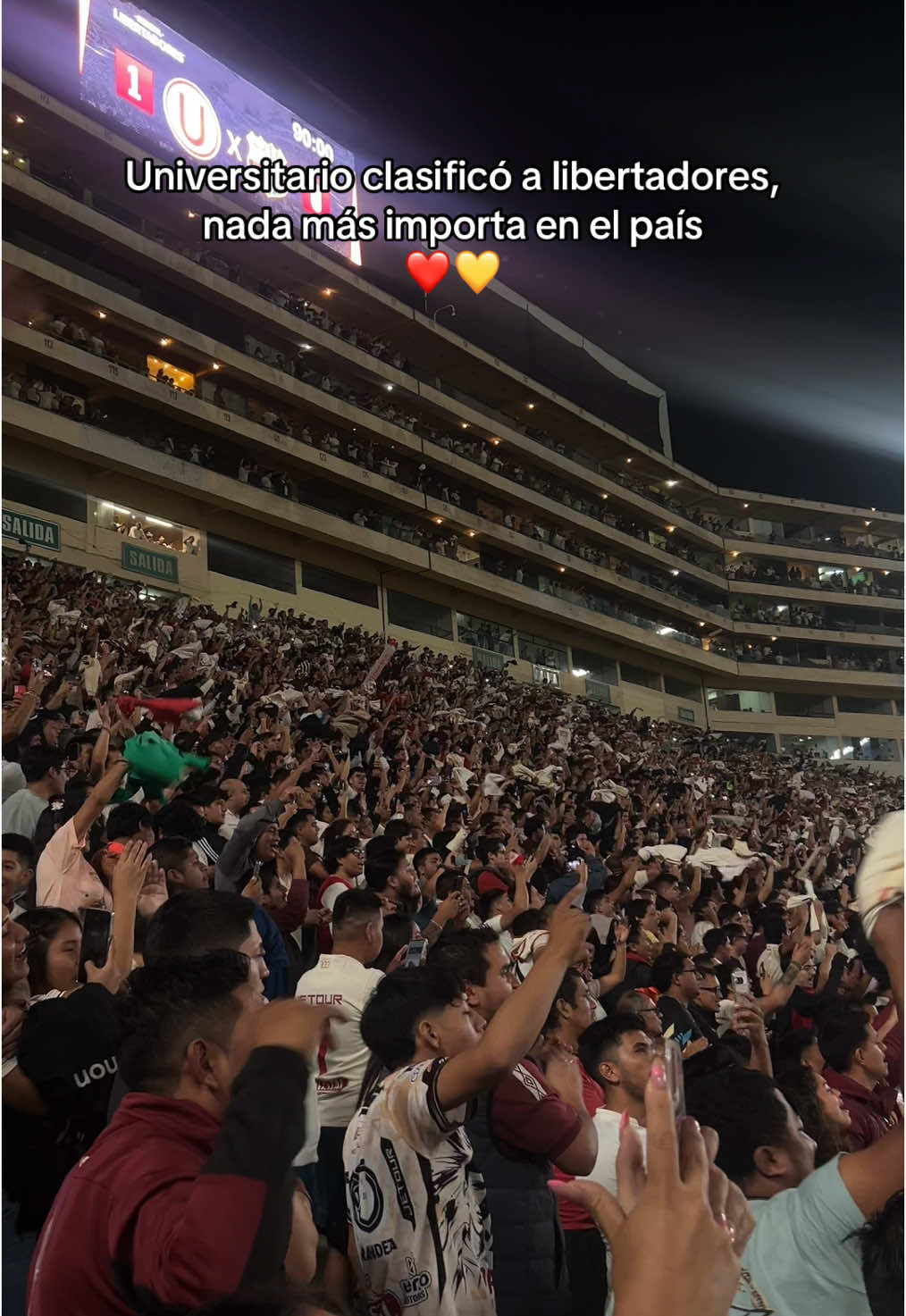 Buenas noches señores 💛 #universitariodedeportes #ydaleu #trincheranorte #libertadores 