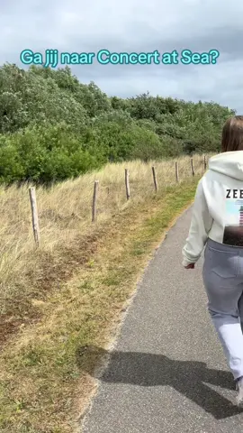 @Artyst World hebben een super leuke collectie uitgebracht, namelijk ZEELAND en met een super gave achtergrond van Concert at Sea. Ga jij ook? 🌊🩷 #cas #concertatsea #2025 #Love #foryou 