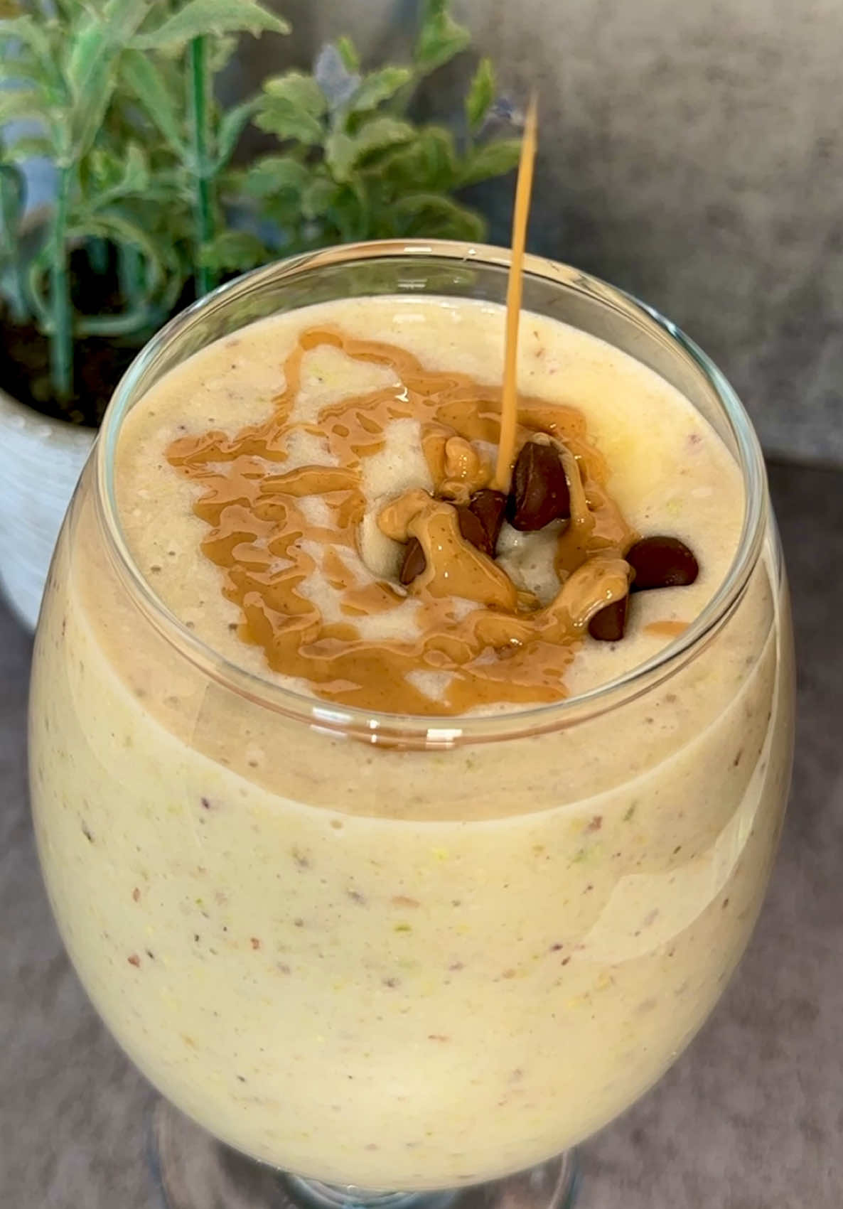 Peanut Butter Banana Smoothie | a healthy milkshake! #fyp #smoothie #viral #Recipe #Recipe #healthy #tiktok #tiktokviral #foru #foryoupage 