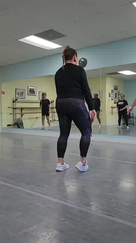 class tonight 🙌  #adulthiphop #dancerlife #classchoreography #choreo #choreography 