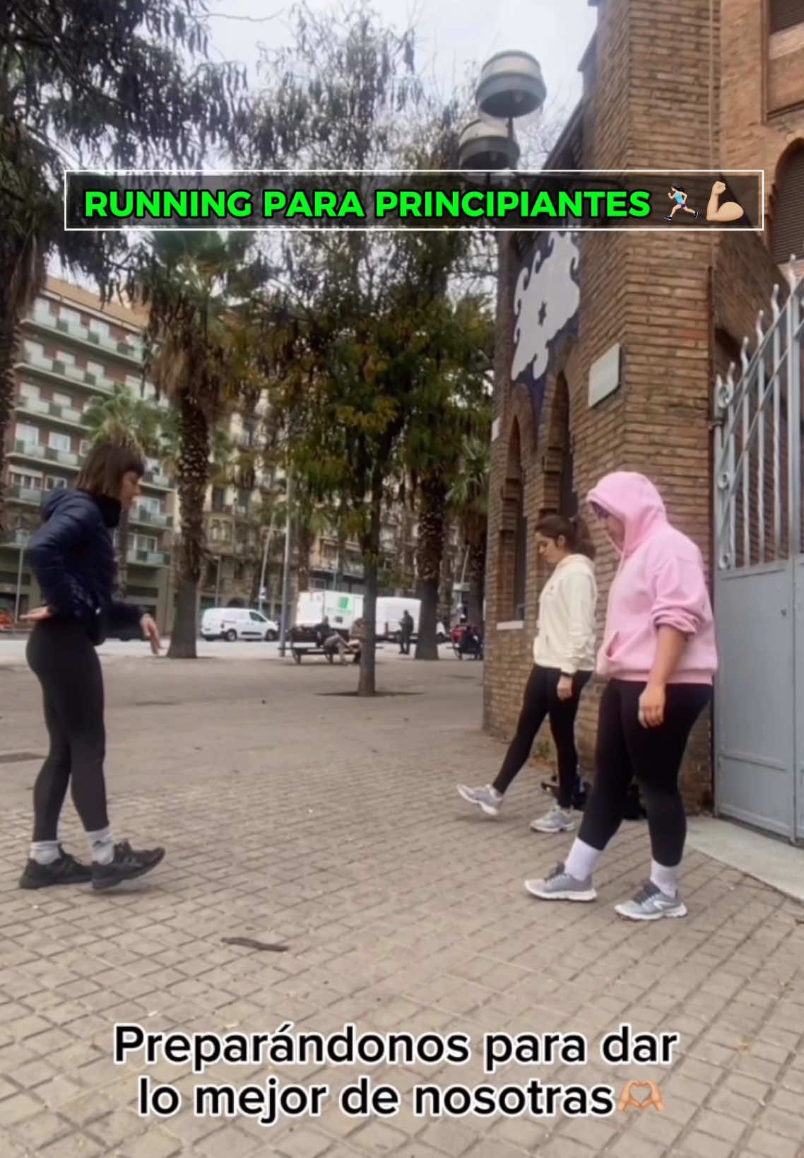 ¿Te gustaría empezar a correr y no sabes por dónde? ¿Te aburres o te sientes cansada cuando lo intentas y acabas dejándolo? No estás sola. Únete a nosotras y te acompañaremos paso a paso. Con apoyo, buen ambiente y motivación, pronto te convertirás en una runner. ✨ Correr nunca había sido tan divertido ✨ #Running #befree #befreerunning #empoderamentofeminino #correrjuntas #runningparaprincipiantes #correrencomunidad #soyrunner #barcelonarunner #fitnessfemenino #correresvida 