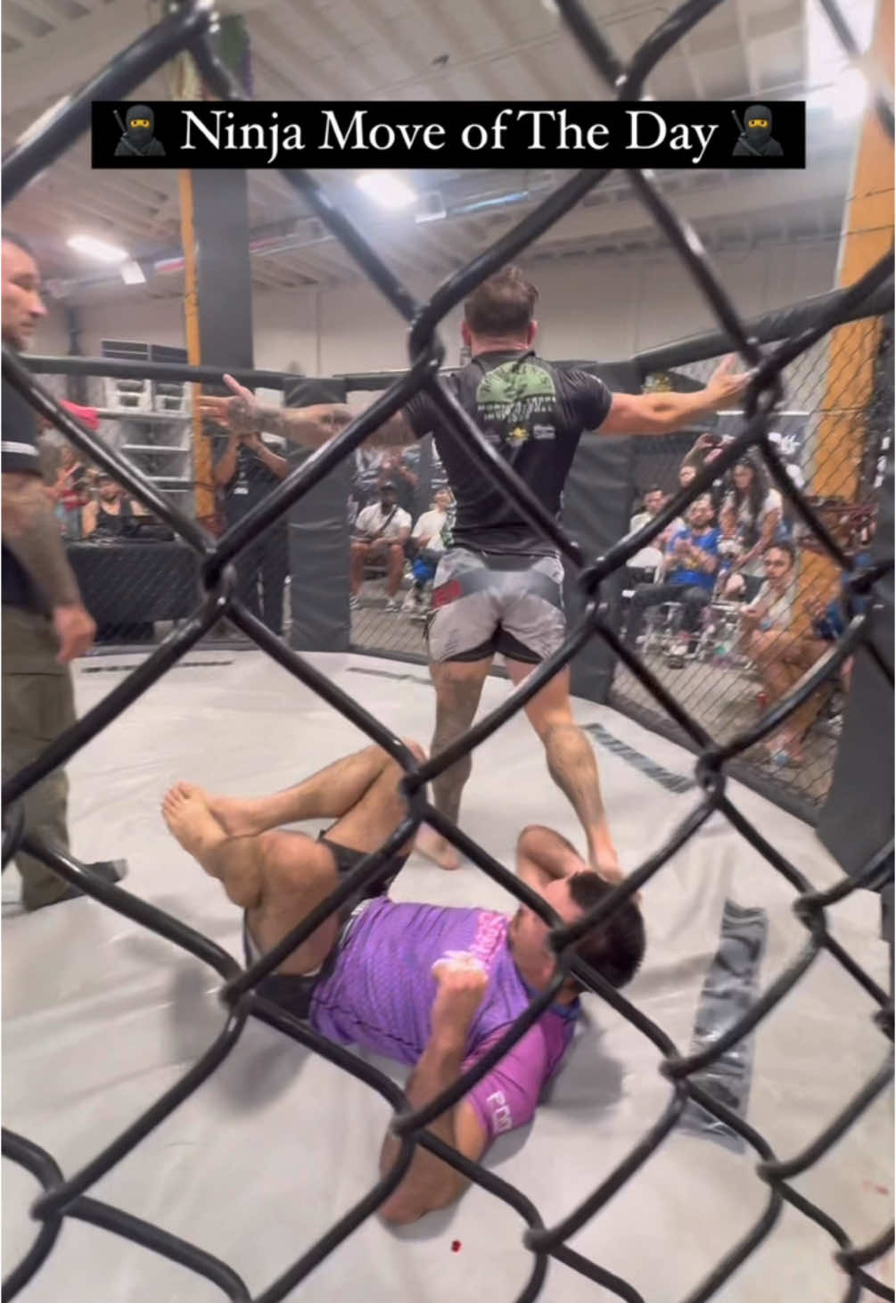 FOLLOW MY JOURNEY TO #1 IN THE 🌎  Press them against the cage take em for a ride & top side crucifix inverted triangle straight armbar them‼️ Ninja move of the day 🥷⚔️👹 . . . . . . . . . . .   #kickboxing #muaythai #fyp #movie #life #blackbelt #Lifestyle #gym #gymrat #UFC #jiujitsu #mma #elite #og #grind #blessed #grateful #team #box #submission #training #stayfocused #focused #workout #fitnessmotivation #motivation #family #eating 
