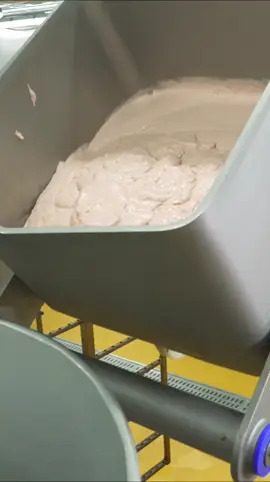 Ternyata beginilah proses pembuatan sosis di Jepang#sosis #sosiskanzler #sosisbakar 