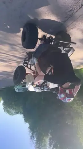 Стант на пидбайке во время погони от дпс@Lyhary #ktmmuser #stunt #питбайк #sharmax #ktm #yz #yamaha #StreetStyle #tor #kayo 