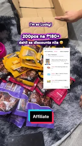 Sulit naman bilang FurParents yong mga ganitong wetfood super affordable! Swerte ko sa mga Cats ko. #furbaby #cats #treats #cattreats #catfood #kitten #strip #wetfood #snack #petsupplies #petfood