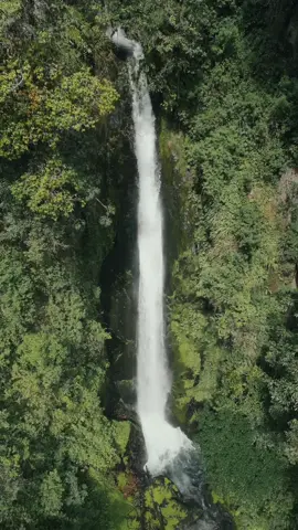 Air terjun pos 2(air terjun sarumpa’pa) ##masukberanda #pegununganlatimojong #rantemario #wisataenrekang #wisatalatimojong 