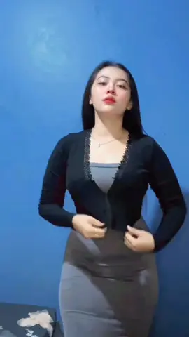 buncit banget 😔🍑