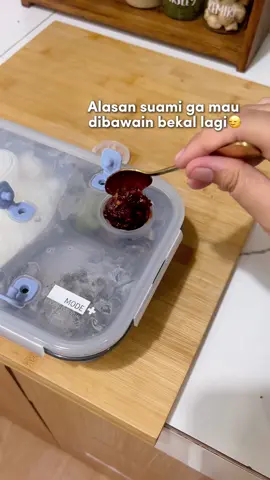 Siapa yang ga kesel coba🙂‍↔️ #bekalmakanan #wadahbekal #lunchbox #siliconlunchbox #foldablesilicon 