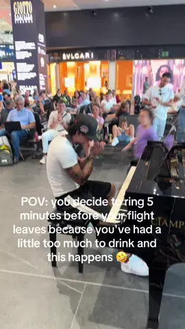 sorry for the mistakes but it was not expected🤣 @tony ann #piano #musica #emotional #euphoria #foru #perte #fyp #forupage #passion #pianotok #tonyann #crazy 