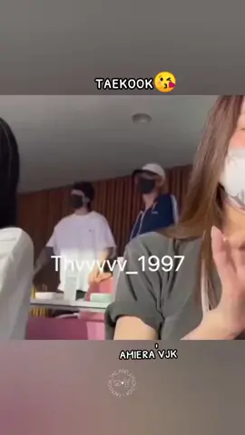 bisikin apa sic de#taekook #fypdong 