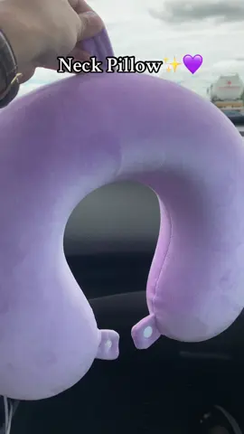 Neck pillow na high quality pero mura lang 💜 #neckpillow #travel #travelneckpillow #fyppppppppppppppppppppppp 
