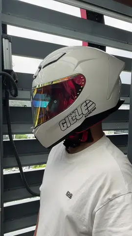 Very cool helmet! #fullface #helmet #motorcycle #viral #gille #fyp #gillehelmet #gilleff007 