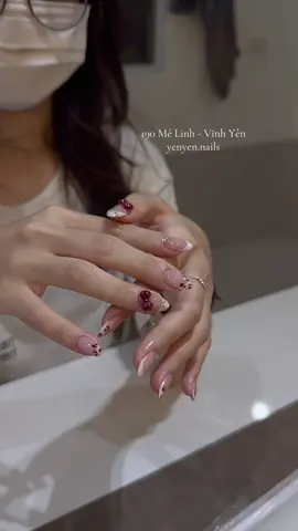 Làm rất nhìu rồi nay mới quay íiii. Nó xinhhhh, mà nó cưngggg, nó keoooo 🤤 #hellokitty #nailsdepvinhyen #nailsdesign #daotaonghenailchuyennghiep 