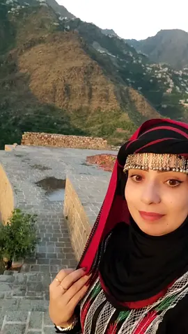المدينه الذي تغادرها ولا تغادرك😶🥺 #اليمن #ملاله_تعز_تراث_بلدي_اليمن #تعز #CapCut #foryoupage #بنت_تعز #اكسبلورexplore #f 