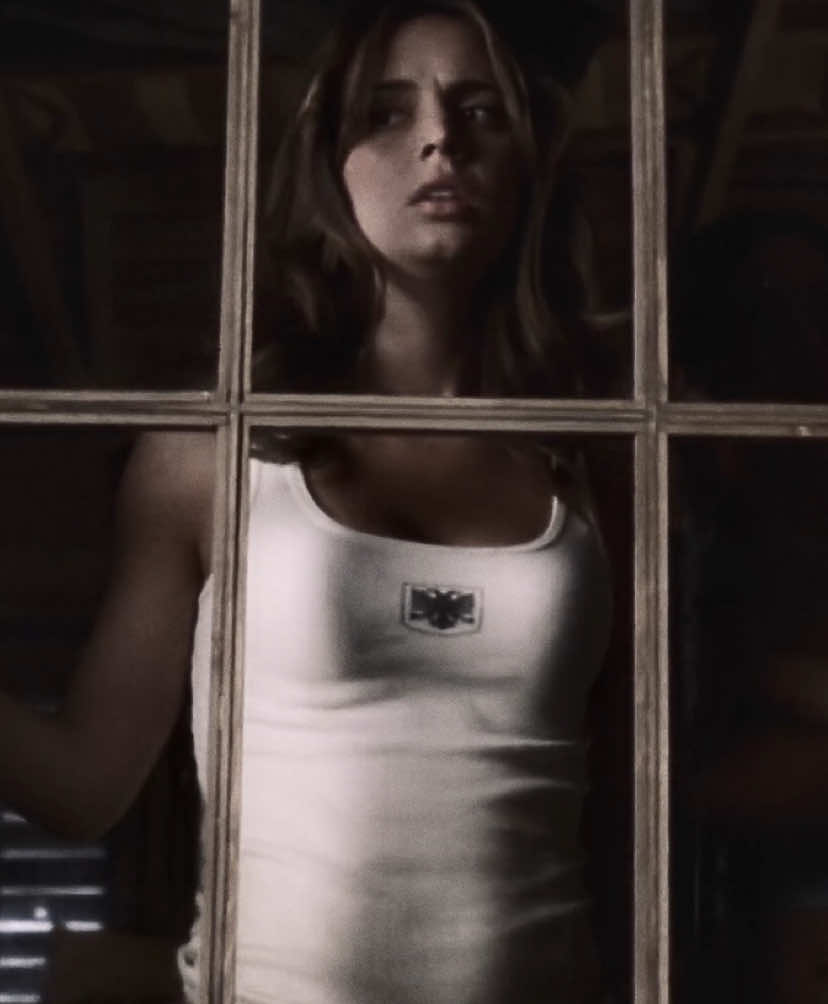 diamonds                                                                         #fyp #foryou #jessieburlingame #edits #aestheticedits #viral #horror #wrongturn #aftereffects #ae #elizadushku #kencarson #horroredit #finalgirl FAKE EVERYTHING