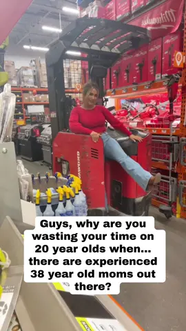 Single woman America #realwomen #noboyfriend #dating 