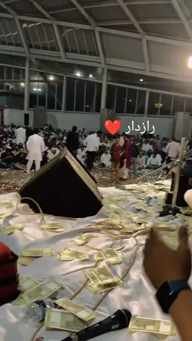 ہر وہ شخص اذیت میں ہے جس نے اپنے من پسندیدہ شخص کو یہ بتایا کہ وہ اُسکے بغیر مر جائے گا!! رازدار❤️