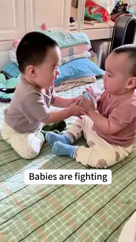 #fpy #foryoupage #funnybaby #babies #babiesoftiktok #babylovers #babylove 