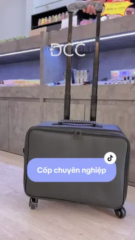 Hàng đã có sẵn tại DCC nha mọi người ơi 🛍️ #dccstorecantho #copmakeup #myphammakeupchuyennghiep #makeup #cantho #viral 