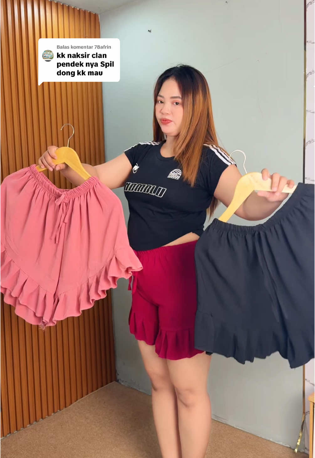 Membalas @78afrin Rekomendasi celana pendek rumahan bahan crincle ruffel#celanapendek #celanarumahan #hotpants#celanamelar 