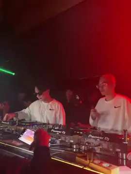 AAclan DJ Reza Arap Team Aloy Breakmix #viral #rezaarap #videoviral #tiktok #musicdj #breakbeat #hiburan #fyp #lagudj #dugem #aloy #yb 