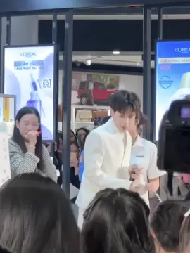 hai anh em hay vấp =))) #quanghungmasterd #lequanghung #duongdomic #trandangduong #memes #xhuong #fyp #viral 