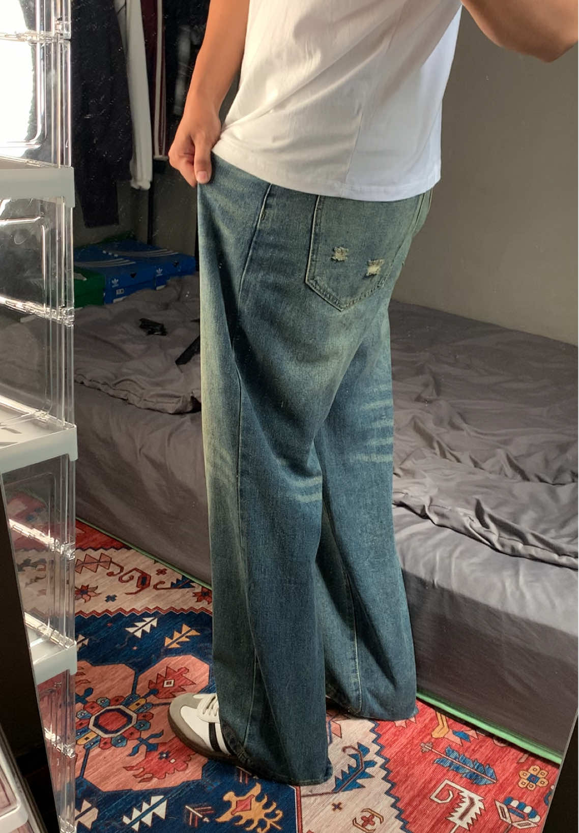 ga sengaja nemu celana jeans retro secakep ini di tiktok❗️ #celana #celanajeans #celanamurah #celanapria #celanacowok #denim #guncang66spesialgajian 