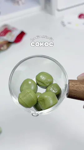 Kẹo dừa nhân sữa Cokoc ngonn xỉuuu😋#mytamnunbox #xh #xuhuong #viral #tiktok #xhuong  #keosuadua #keomatcha #keolatte #keodeobocvo