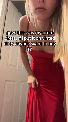 let me know in the comments #promdress #redpromdress #reddress #selling #vinted #viral #fyp 