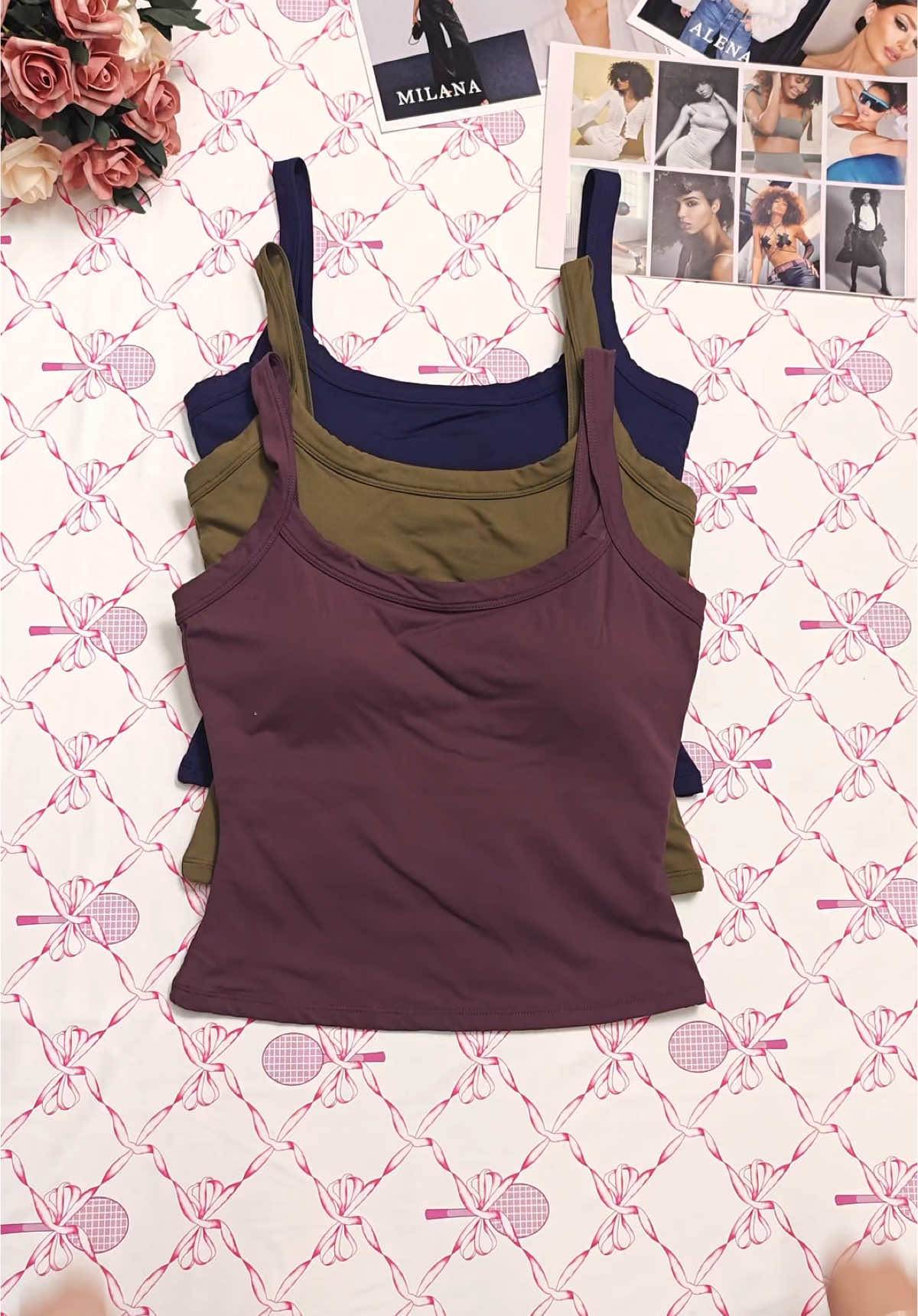 The fabric wicks moisture very well and is super breathable oh so awesome! It's worth getting!💐💖#ConSantanderConecto #tiktokshop #tiktokshopfinds #girl #sports #casualoutfits #dailywear #summerstyle #mothersday #fashion #yogaclothes #tiktokshopholidayhaul #Summer 