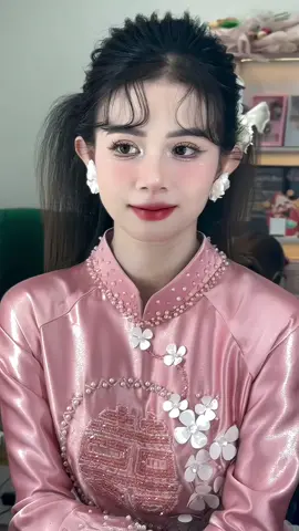 Nàng 🍓 hôm nay của emmm👰#diemmymakeupBienHoa #nhanmakeuptainha #makeupkhachtiec #makeupcodau #makeupkiyeu #xuhuong 