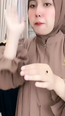 Beli lokal Power Shop Zazaa Label - Shayla Set Gamis Hijab Ceruty Kombinasi Lengan Plisket Ziper Busui Pesta Mewah#dresscantik #gamiswanita #gamiscrinkle #gamissethijab #bajulebaran2025 #gamisceruty #fypdongggggggg #gamismurah 