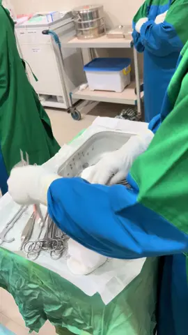 #nursesurgery  #perawatbedah  #kamaroperasi  #nurselife  #surgical  #surgerytiktok 