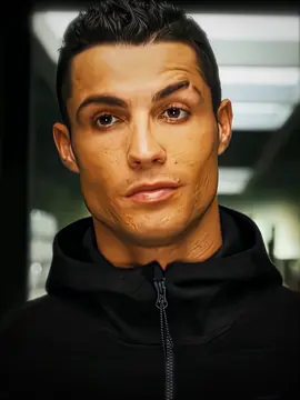 Girls love bro 😮‍💨 #ronaldo #cristianoronaldo #cr7 #fyp #foryoupage 